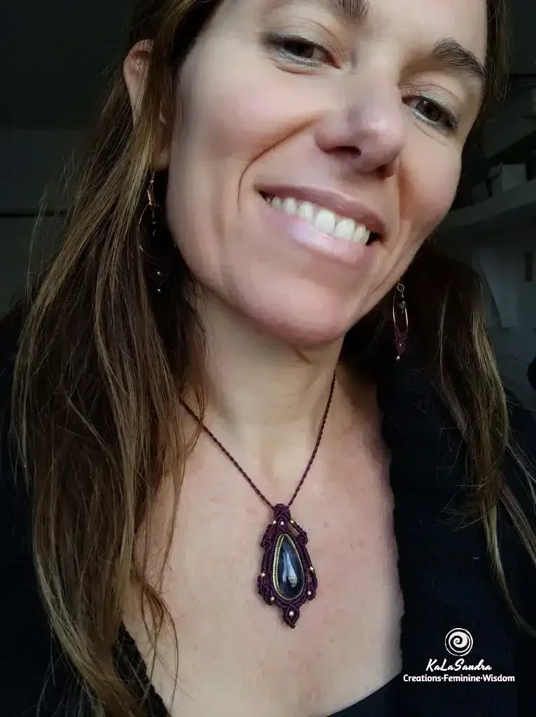 PRECIOUS-Amethyst macrame pendant handmade necklace in dark cherry color - Image 9