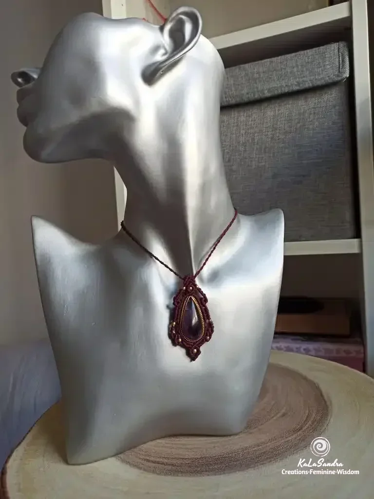 PRECIOUS-Amethyst macrame pendant handmade necklace in dark cherry color - Image 6