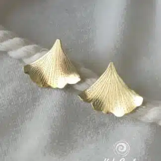 Boucles d’oreilles en ginkgo, boucles d’oreilles en laiton, bijoux artisanaux, faits main, coupés à la main