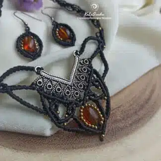 amber macrame necklace in black color, handmade, kalasandracreations