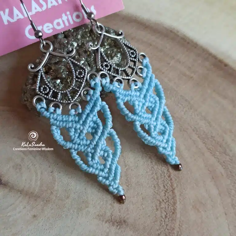 SONIA macrame earrings in BLUE PALE color and antique silver tone - Image 4